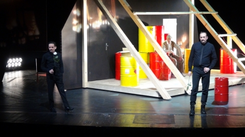 Biedermann und die Brandstifter 02