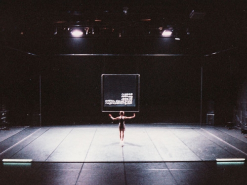 In zwischen Räumen 001